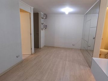 🏡 Departamento Moderno de 72 m² en Primer Piso – Condominio Alto Benavides, Cercado de Lima