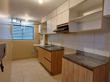🏡 Departamento Moderno de 72 m² en Primer Piso – Condominio Alto Benavides, Cercado de Lima