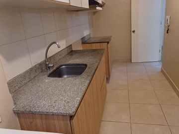 🏡 Departamento Moderno de 72 m² en Primer Piso – Condominio Alto Benavides, Cercado de Lima