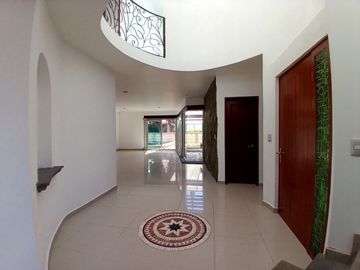 🏡 ¡Vive en el Club de Golf! Diseño moderno, lujo y luz natural ✨ Agenda tu visita