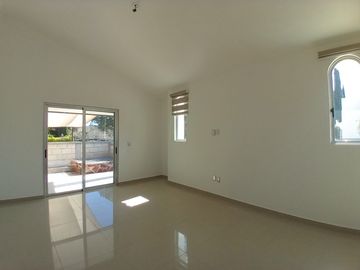 🏡 ¡Vive en el Club de Golf! Diseño moderno, lujo y luz natural ✨ Agenda tu visita
