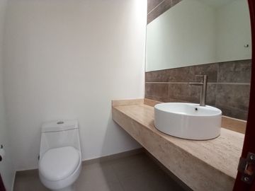 🏡 ¡Vive en el Club de Golf! Diseño moderno, lujo y luz natural ✨ Agenda tu visita