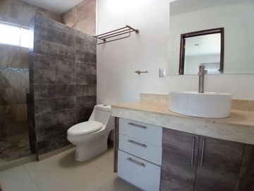 🏡 ¡Vive en el Club de Golf! Diseño moderno, lujo y luz natural ✨ Agenda tu visita