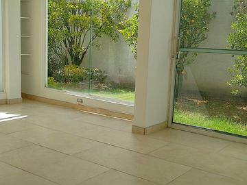 Casa de venta en Urb. Auqui Chico, Cumbayá