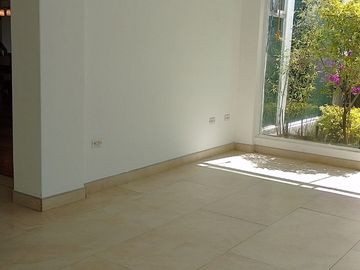 Casa de venta en Urb. Auqui Chico, Cumbayá