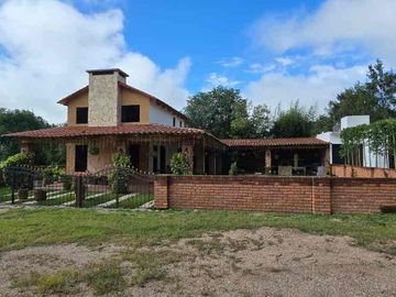 Casa de campo en venta  a 200 mts de la carretera Tuxtla -Ocozocoautla