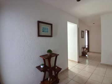 ¡Tu nuevo hogar en Tequisquiapan! 🏡 Casa de 1 planta con alberca y seguridad 💦🔐