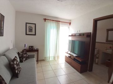¡Tu nuevo hogar en Tequisquiapan! 🏡 Casa de 1 planta con alberca y seguridad 💦🔐
