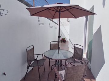 ¡Tu nuevo hogar en Tequisquiapan! 🏡 Casa de 1 planta con alberca y seguridad 💦🔐