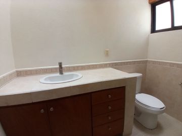 🔥 ¡Casa de 1 planta con vista al campo de golf! Espacios amplios y excelentes acabados 🌳