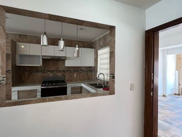 CASA EN VENTA RESIDENCIAL RUBI (COCHERA TECHADA)