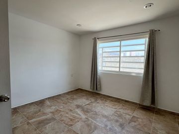 CASA EN VENTA RESIDENCIAL RUBI (COCHERA TECHADA)