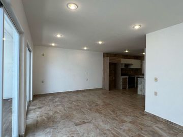 CASA EN VENTA RESIDENCIAL RUBI (COCHERA TECHADA)