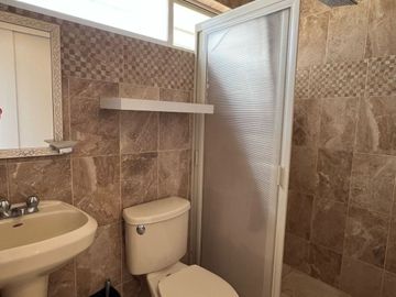CASA EN VENTA RESIDENCIAL RUBI (COCHERA TECHADA)