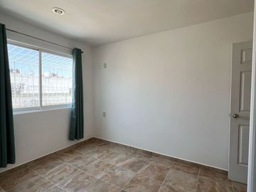 CASA EN VENTA RESIDENCIAL RUBI (COCHERA TECHADA)