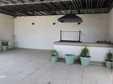 Tu nvo Hogar espera. Depto semi nuevo, 2 rec, 2 bañ, 2 gar, amenidades y vigilancia