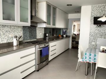 VENTA departamento en Surco 205.5M2 3 Habitaciones 3 Baños 2 Esta 1 Dep.