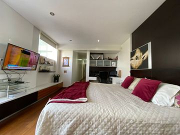 VENTA departamento en Surco 205.5M2 3 Habitaciones 3 Baños 2 Esta 1 Dep.
