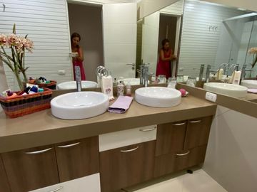 VENTA departamento en Surco 205.5M2 3 Habitaciones 3 Baños 2 Esta 1 Dep.