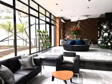 ALQUILO MODERNO DEP. 3 DORMITORIOS - 120 MT. - PISO 3 - IMPECABLE - AMOBLADO - TERRAZA - VISTA EXTERNA - COCHERA - LINDAS AREAS COMUNES