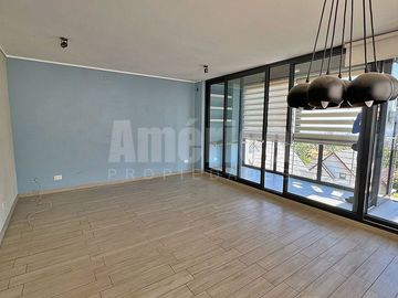 🌟 ¡Exclusivo Penthouse Tríplex con Terraza Panorámica, Jacuzzi y Home Office en Álvaro Casanova, Peñalolén! 🏡✨