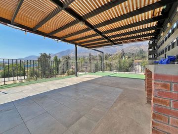 🌟 ¡Exclusivo Penthouse Tríplex con Terraza Panorámica, Jacuzzi y Home Office en Álvaro Casanova, Peñalolén! 🏡✨
