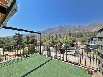 🌟 ¡Exclusivo Penthouse Tríplex con Terraza Panorámica, Jacuzzi y Home Office en Álvaro Casanova, Peñalolén! 🏡✨