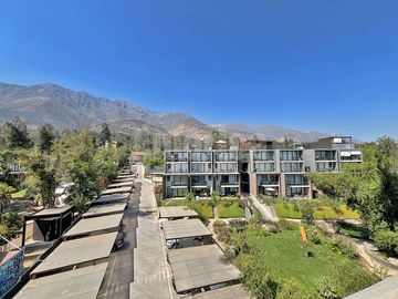 🌟 ¡Exclusivo Penthouse Tríplex con Terraza Panorámica, Jacuzzi y Home Office en Álvaro Casanova, Peñalolén! 🏡✨