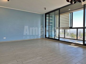 🌟 ¡Exclusivo Penthouse Tríplex con Terraza Panorámica, Jacuzzi y Home Office en Álvaro Casanova, Peñalolén! 🏡✨