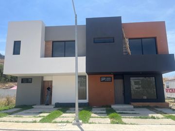 Venta de casa en Garden Residencial, Cuautitlán Izcalli