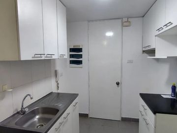 OPORTUNIDAD UNICA DEPARTAMENTO EN LA COSTANERA