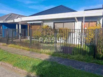 Vende Casa Ampliada Villa Sol de Oriente .Con quincho A 3 cuadras colegio Pumahue Puerto Montt