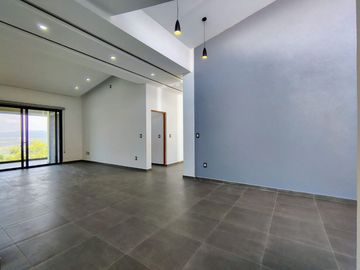 VENTA CASA DE ENSUEÑO CON VISTA PANORAMICA EN VISTA REAL CON SALA DE CINE, SALON DE EVENTOS, BAR Y CAVA