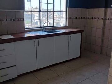 VENTA DE CASA EN ESQUINA EN SURCO
