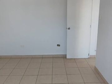 VENTA DE CASA EN ESQUINA EN SURCO