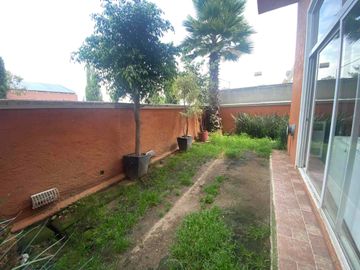 CASA EN VENTA BOSQUES D LA HERRADURA