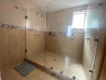 CASA EN VENTA BOSQUES D LA HERRADURA