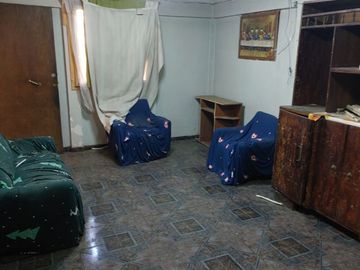 Casa de 1 piso amplio terreno para remodelar