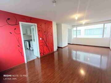 CASA EN VENTA EN CONJUNTO PRIVADO NORTE DE QUITO