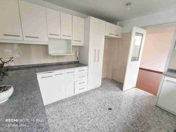 CASA EN VENTA EN CONJUNTO PRIVADO NORTE DE QUITO