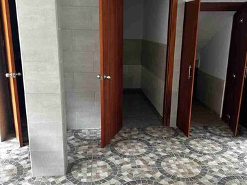 CASA EN VENTA EN CONJUNTO PRIVADO NORTE DE QUITO