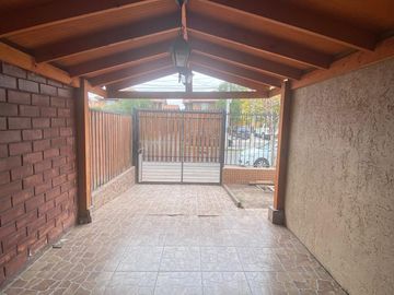 Se vende casa 3 D 3 B. San Alberto, Casas Viejas. Puente Alto