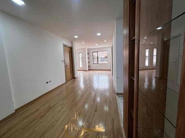 Casas de Ventas en Cuenca Casa Rentera sector Totoracocha, cerca de la empresa Electrica