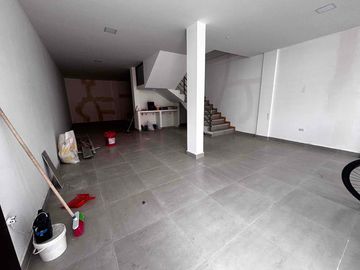 Casas de Ventas en Cuenca Casa Rentera sector Totoracocha, cerca de la empresa Electrica
