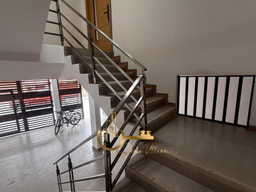 Casas de Ventas en Cuenca Casa Rentera sector Totoracocha, cerca de la empresa Electrica