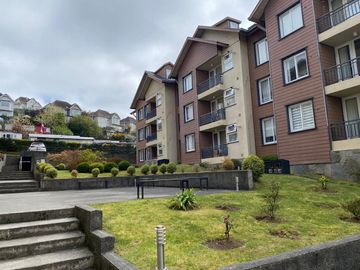Hermoso Depto Duplex en Venta de 3 D 3 B y Estacionamiento Plaza Decher. Puerto Varas