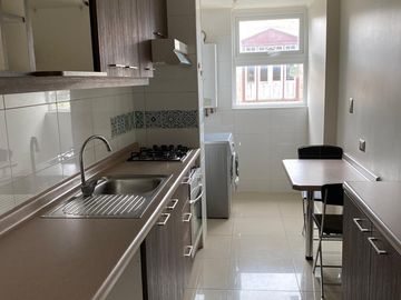 Hermoso Depto Duplex en Venta de 3 D 3 B y Estacionamiento Plaza Decher. Puerto Varas