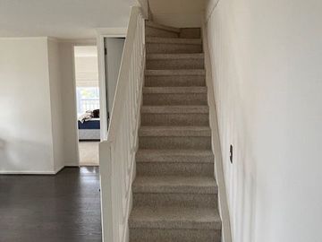 Hermoso Depto Duplex en Venta de 3 D 3 B y Estacionamiento Plaza Decher. Puerto Varas