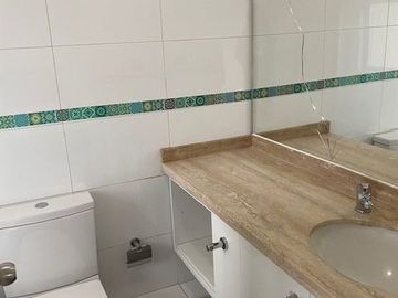 Hermoso Depto Duplex en Venta de 3 D 3 B y Estacionamiento Plaza Decher. Puerto Varas