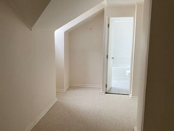 Hermoso Depto Duplex en Venta de 3 D 3 B y Estacionamiento Plaza Decher. Puerto Varas